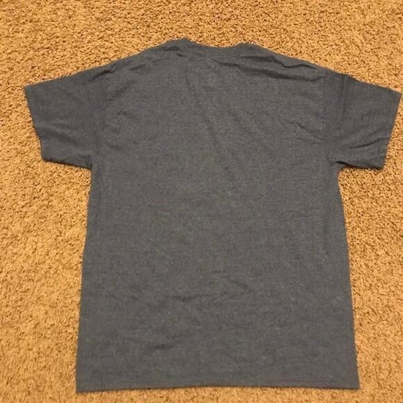 Gildan Men's Gray Short Sleeve T shirt S:Large - Picture 2 of 6